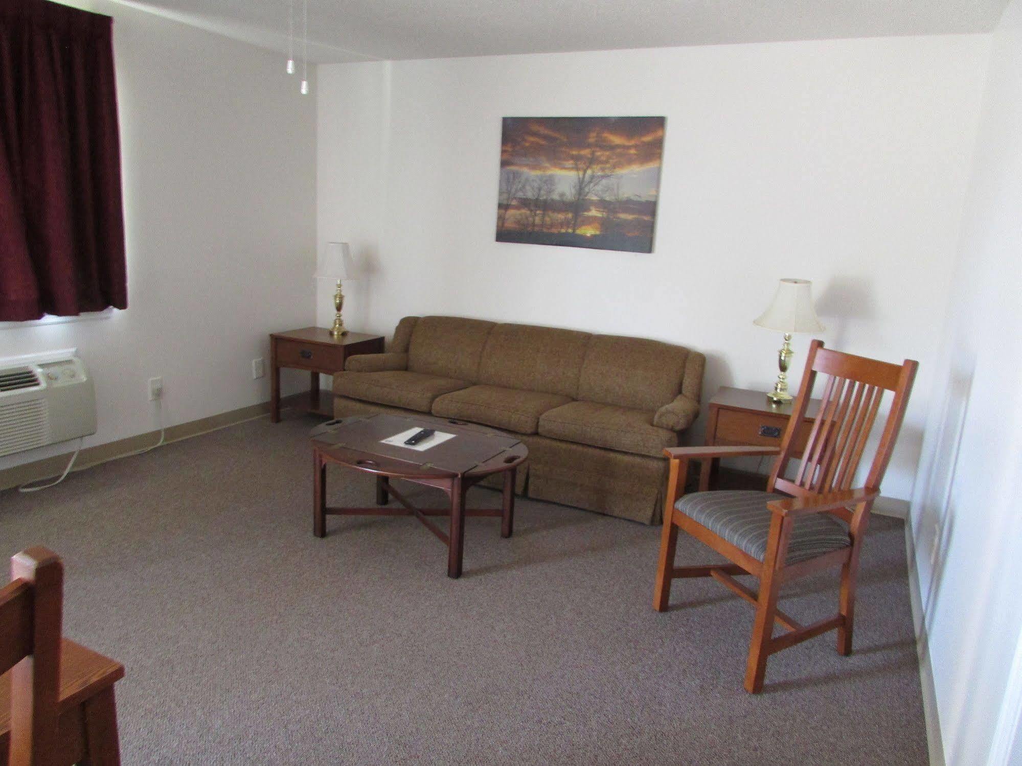 Douglas Inn & Suites, Blue Ridge, Ga Экстерьер фото