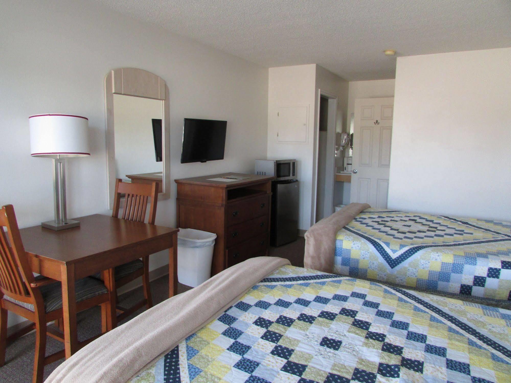 Douglas Inn & Suites, Blue Ridge, Ga Экстерьер фото